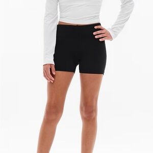 Girls Athleta Right Moves Stash 4” Bike Short ( Size 16) - NEW
